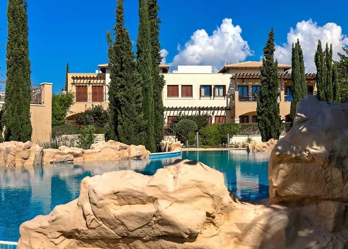 Modern Ap02 - Zodia With Private Garden, Aphrodite Hills Lägenhet *