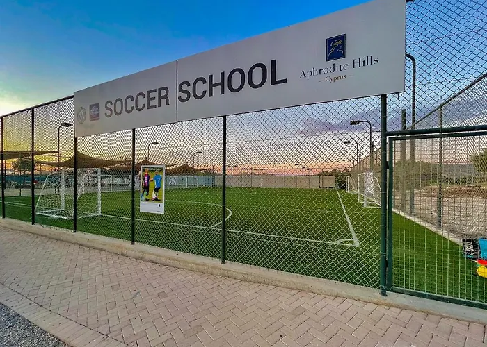 Lägenhet Modern Ap02 - Zodia With Private Garden, Aphrodite Hills Kouklia