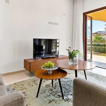 Modern Ap02 - Zodia With Private Garden, Aphrodite Hills Kouklia