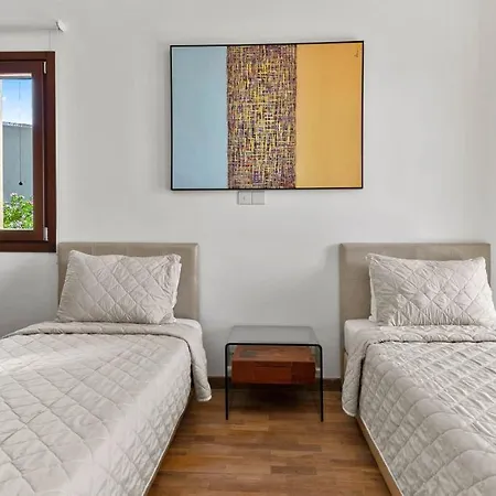 Modern Ap02 - Zodia With Private Garden, Aphrodite Hills * Kouklia