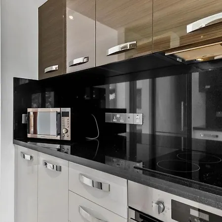 Modern Ap02 - Zodia With Private Garden, Aphrodite Hills Apartment
