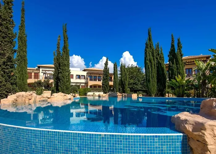 Modern Ap02 - Zodia With Private Garden, Aphrodite Hills Διαμέρισμα *