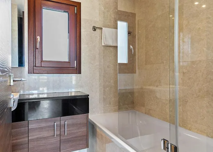 Modern Ap02 - Zodia With Private Garden, Aphrodite Hills