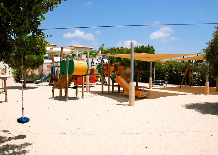 Modern Ap02 - Zodia With Private Garden, Aphrodite Hills Apartmán *